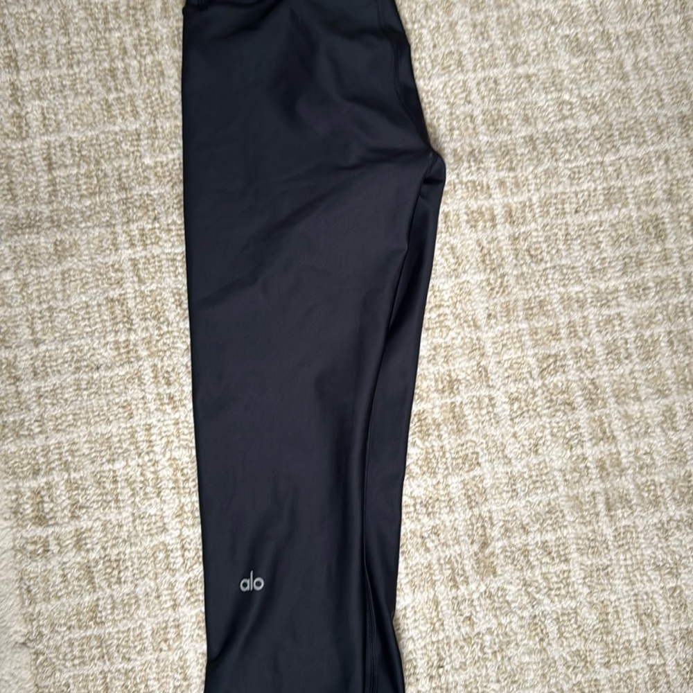 All yoga black leggings fitted size medium